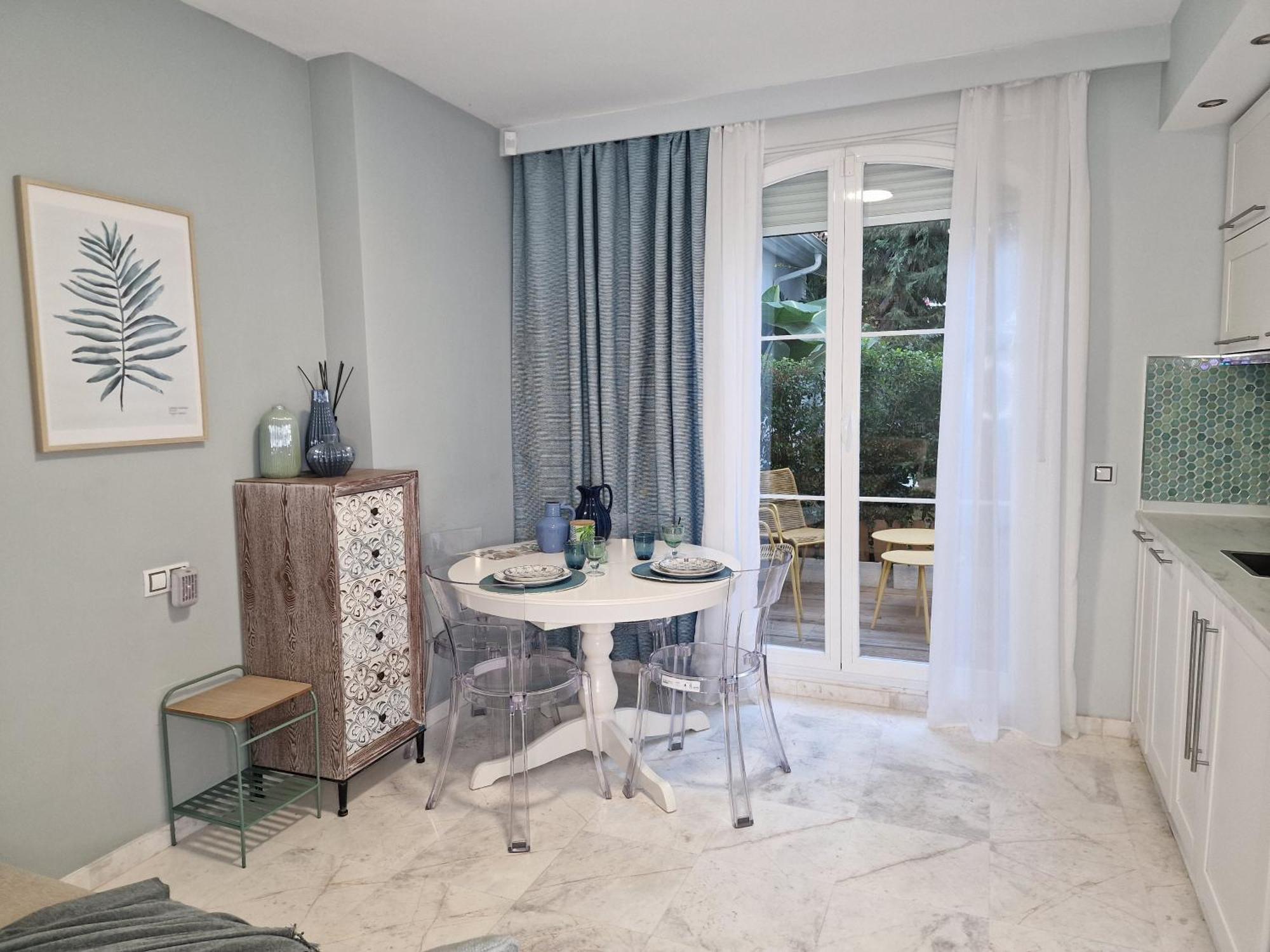 Sun & Palms - Cozy Flat In Quiet Neighbourhood With A Great Pool Area Διαμέρισμα Μάλαγα Εξωτερικό φωτογραφία