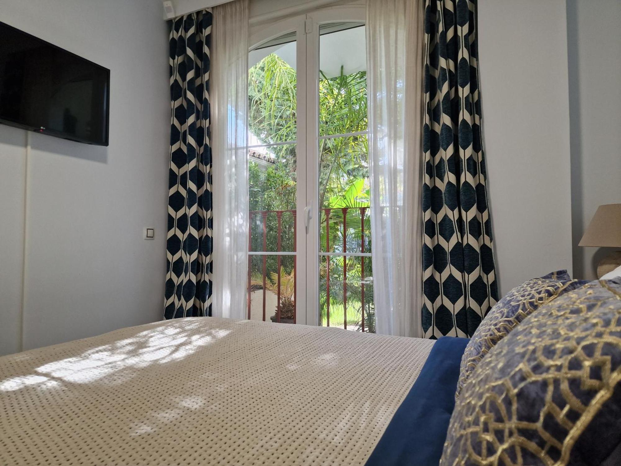 Sun & Palms - Cozy Flat In Quiet Neighbourhood With A Great Pool Area Διαμέρισμα Μάλαγα Εξωτερικό φωτογραφία