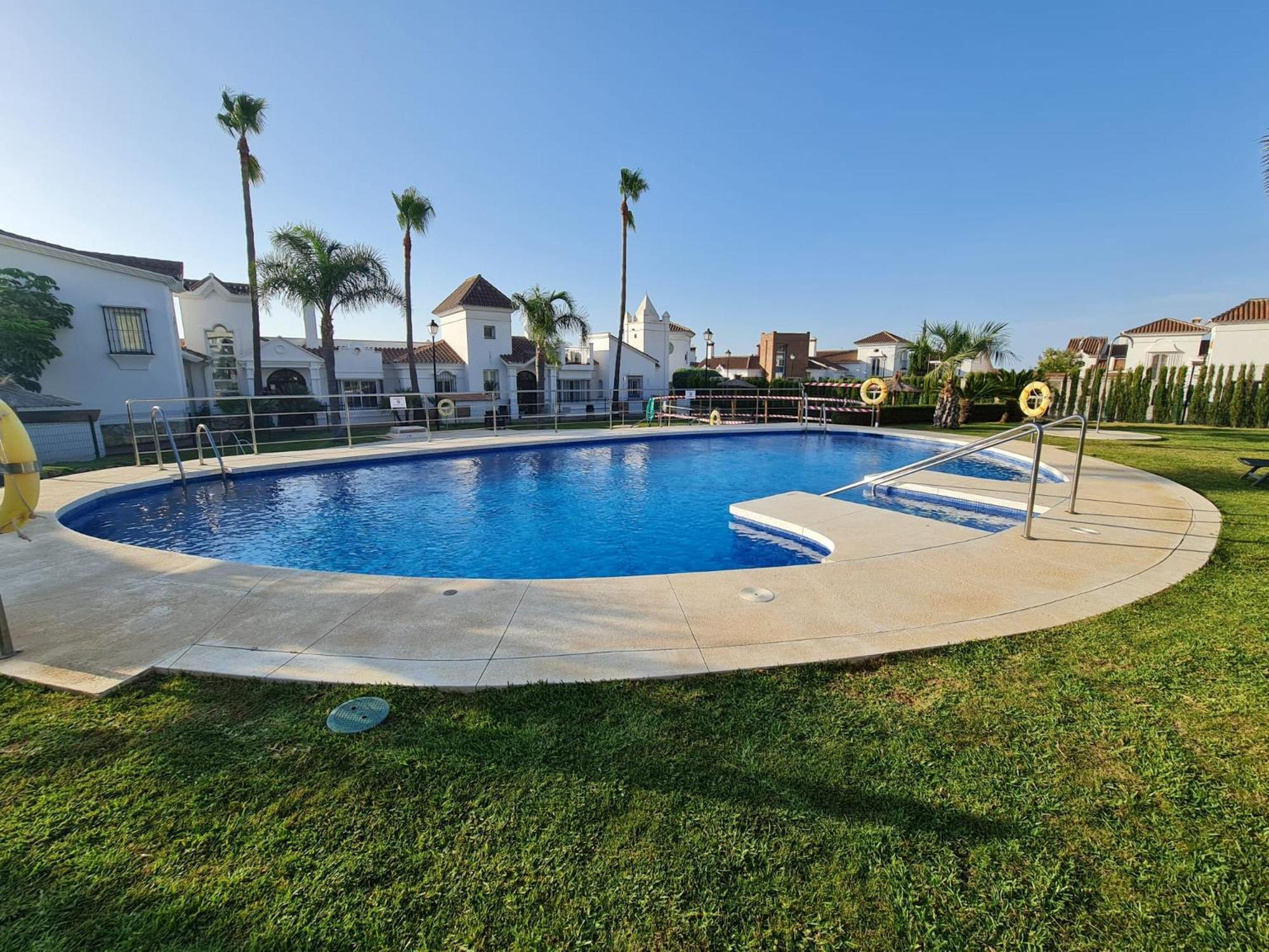 Sun & Palms - Cozy Flat In Quiet Neighbourhood With A Great Pool Area Διαμέρισμα Μάλαγα Εξωτερικό φωτογραφία