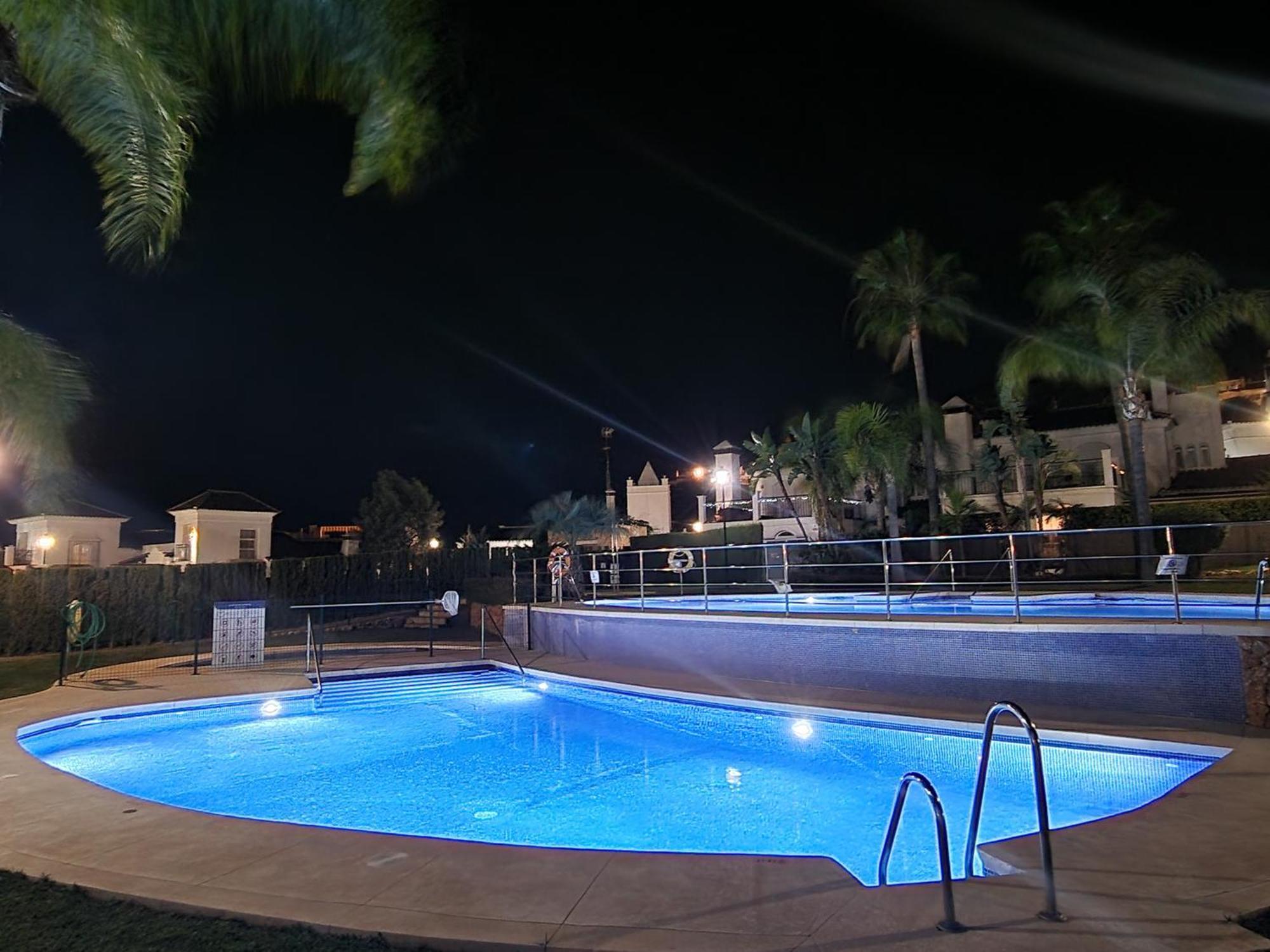 Sun & Palms - Cozy Flat In Quiet Neighbourhood With A Great Pool Area Διαμέρισμα Μάλαγα Εξωτερικό φωτογραφία
